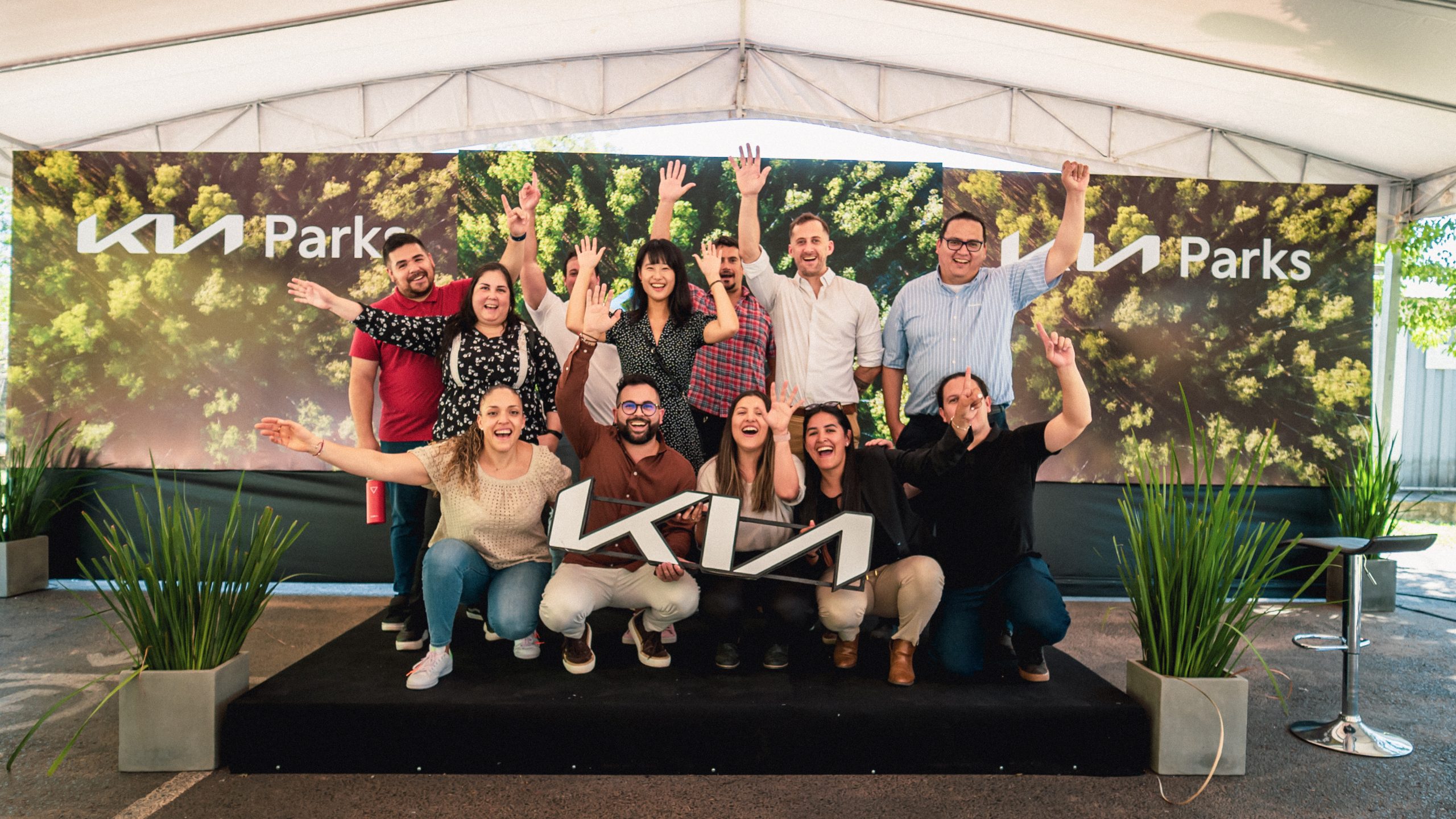 Kia inaugura cinco parques sostenibles en América Latina como parte del proyecto Kia Parks