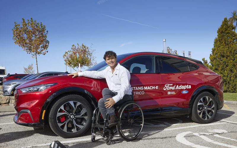 Ford presenta primer vehículo 100% eléctrico para personas con discapacidad